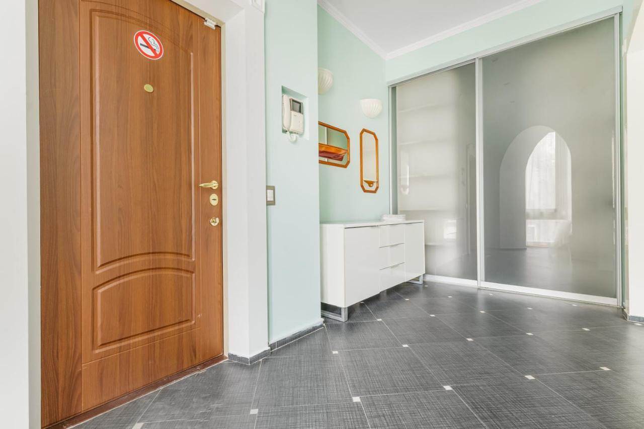 Deribasivska Cozy 4-Room Apartment 오데사 외부 사진
