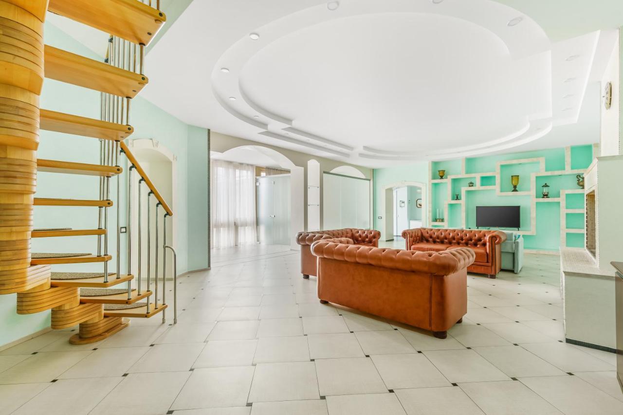 Deribasivska Cozy 4-Room Apartment 오데사 외부 사진