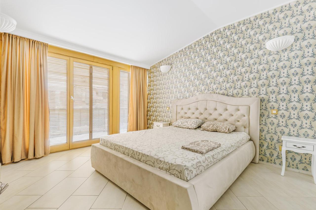 Deribasivska Cozy 4-Room Apartment 오데사 외부 사진