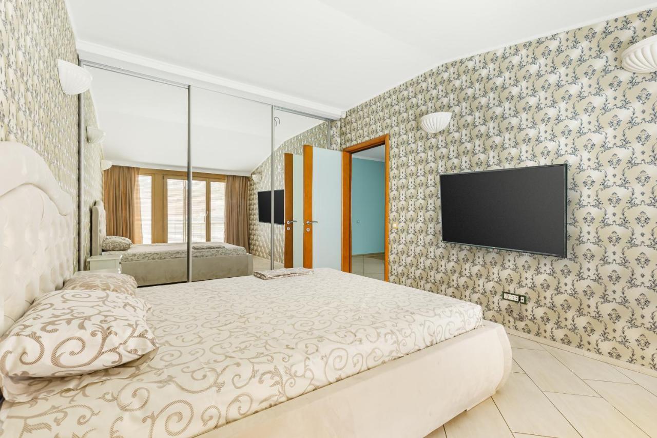 Deribasivska Cozy 4-Room Apartment 오데사 외부 사진