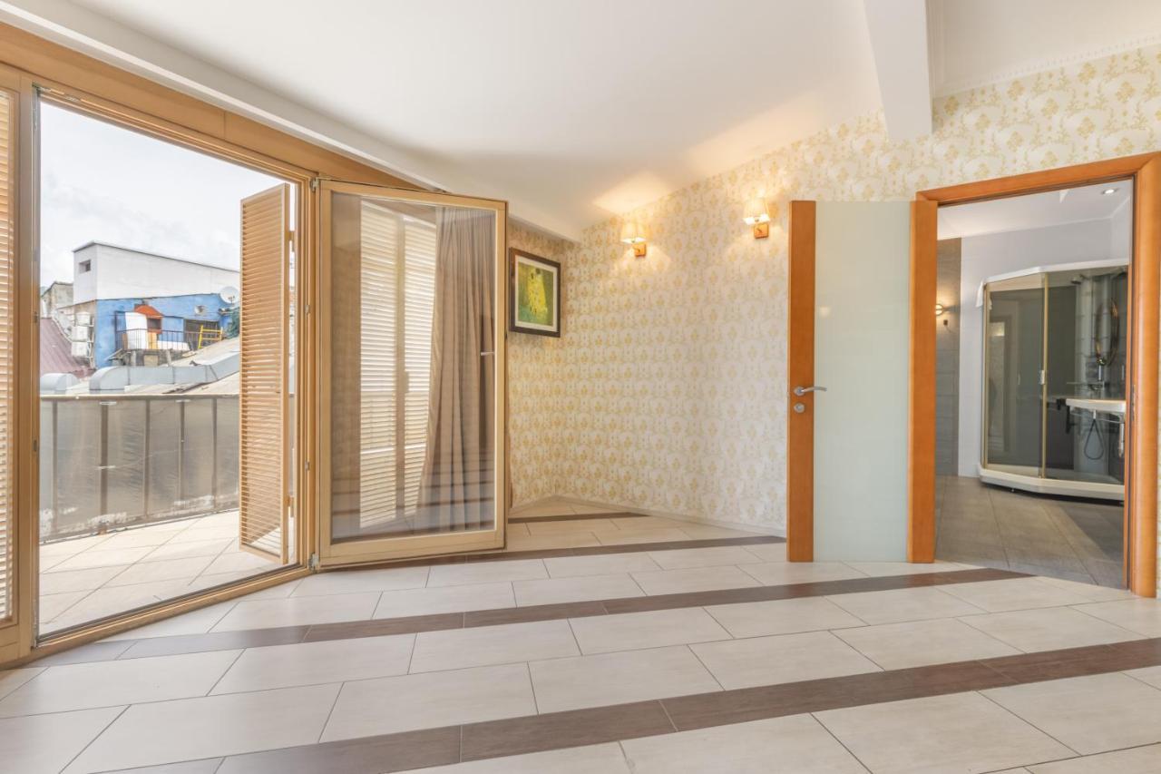 Deribasivska Cozy 4-Room Apartment 오데사 외부 사진